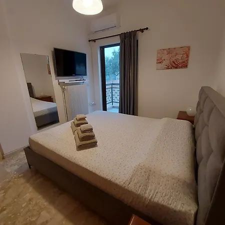 Seaside With Parking In Melissi Апартаменты *