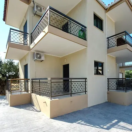Apartment Seaside With Parking In Melissi Melíssion