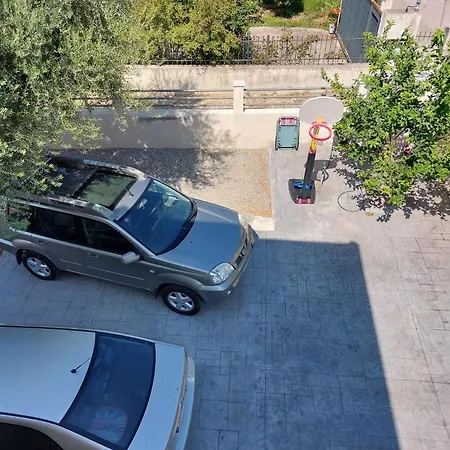 Apartment Seaside With Parking In Melissi Melíssion