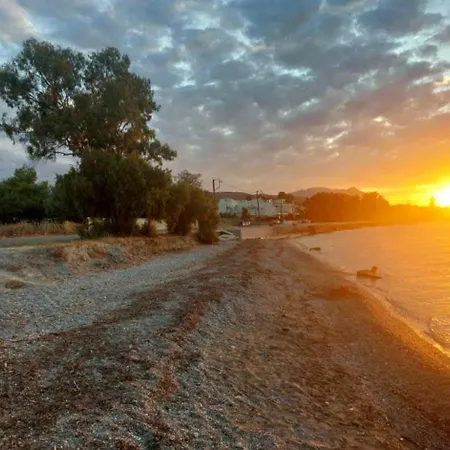 Seaside With Parking In Melissi *