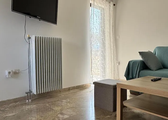 Seaside With Parking In Melissi