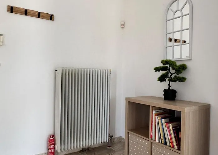 Seaside With Parking In Melissi * Melíssion