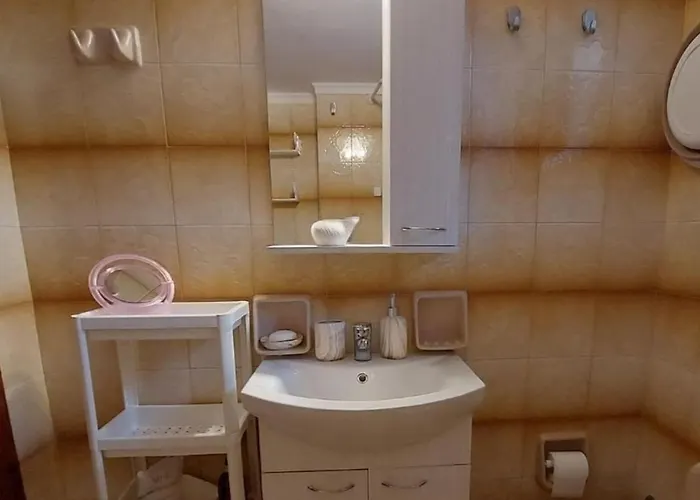 Seaside With Parking In Melissi Melíssion