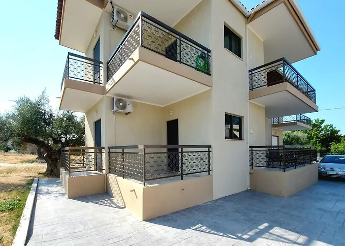 아파트 Seaside With Parking In Melissi 멜리션