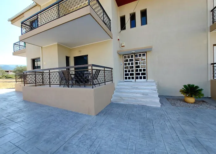 Seaside With Parking In Melissi 아파트